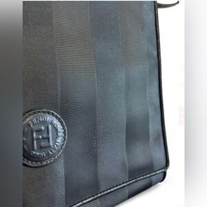 Vtg Fendi bag with shoulder strap